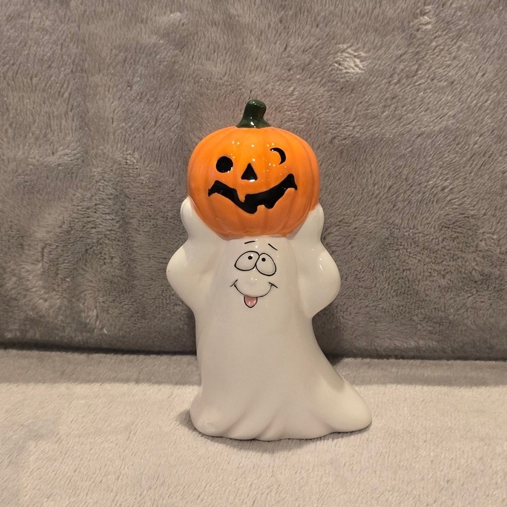 Halloween Ceramic Ghost Figurine Holding Winking Pumpkin Jack-O-Lantern Decor 4"